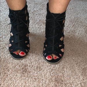 Black cute heels! These can be dressed up or down